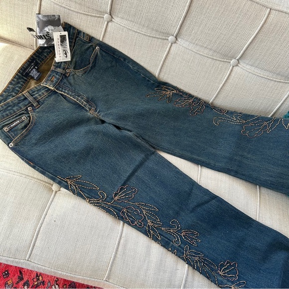 VTG 90’s Beaded Jeans - Picture 6 of 7